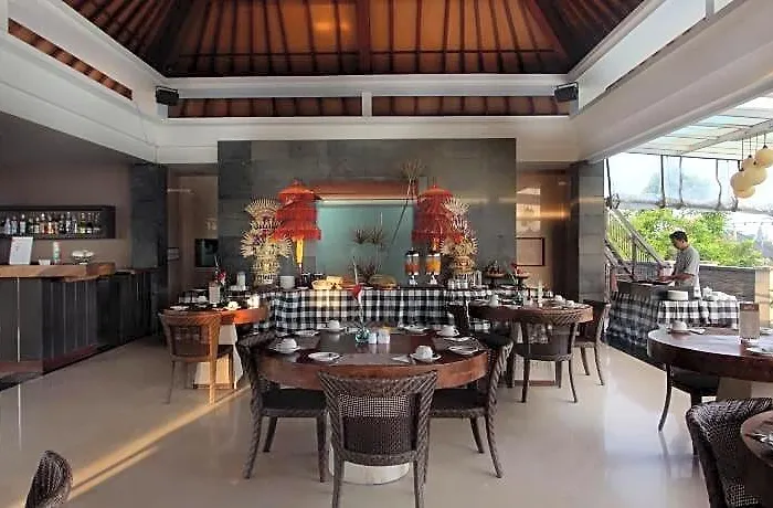 Aria Exclusive & Hotel 3*