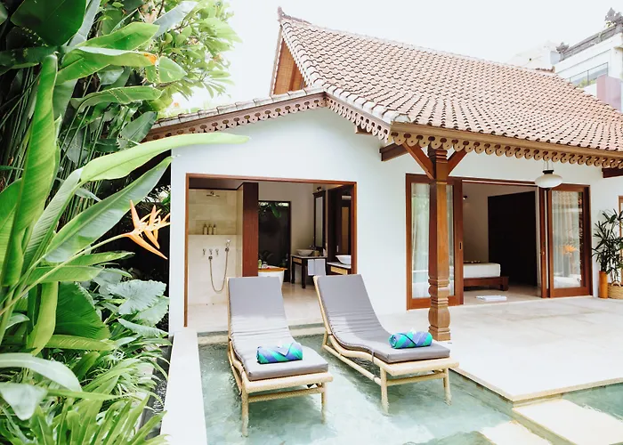 Aria Exclusive & Hotel Seminyak